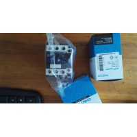 正泰CJX2-3210 380V交流接觸器  只有40個 欲