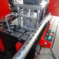 臺(tái)灣永豐型材沖孔配電柜沖孔腳踏車(chē)沖孔配電柜沖孔