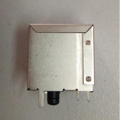 興伸展RJ45插座/網(wǎng)絡濾波器/連接器1