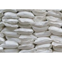冰晶石13775-53-6主要用作鋁電解的助熔劑，也用作研磨產品的耐磨添加劑，鐵合金及沸騰鋼的熔劑