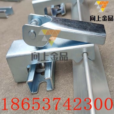 固定防溢裙板夾持器，鍍鋅夾持器，